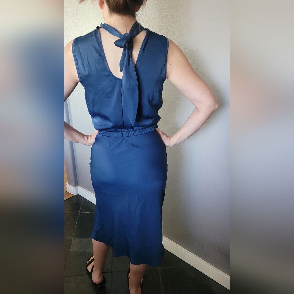 NWOT Sleeveless Halter Sexy Dress